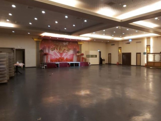 近龍潭交流道廠房
