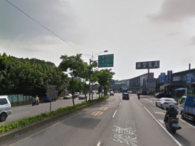龜山大馬路挑高廠房