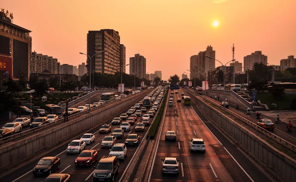 地下室停車位也要課房屋稅?|自用免稅 vs 出租課稅全面解析